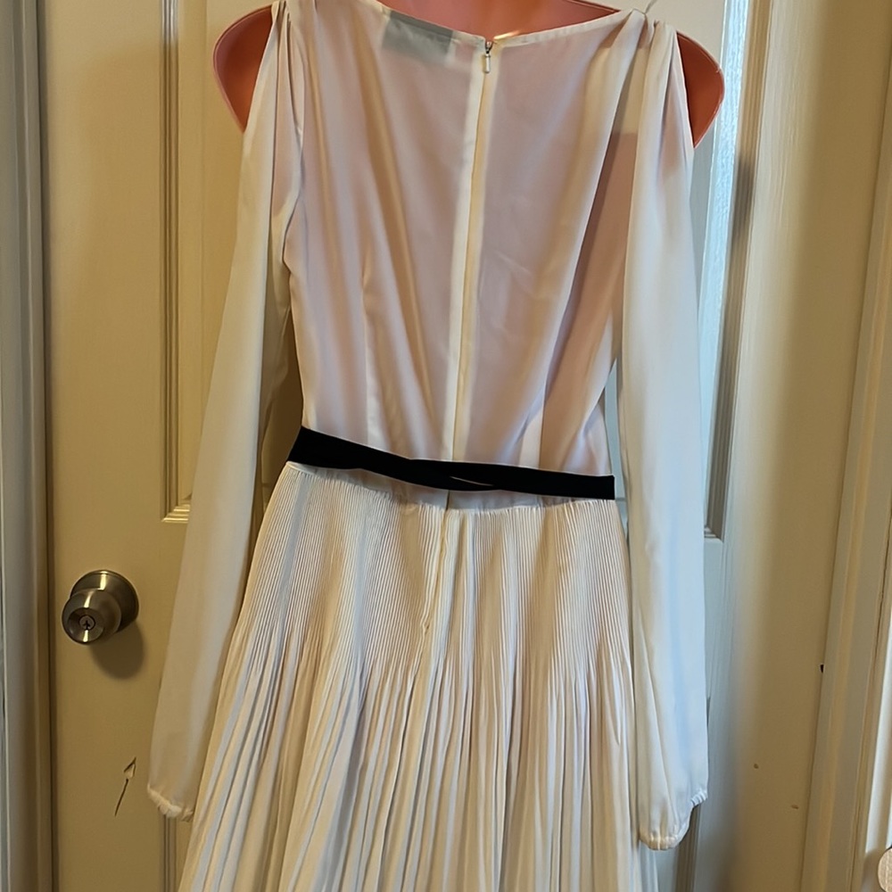 Sheer white dress. Brand new with tag - Picture 7 of 10
